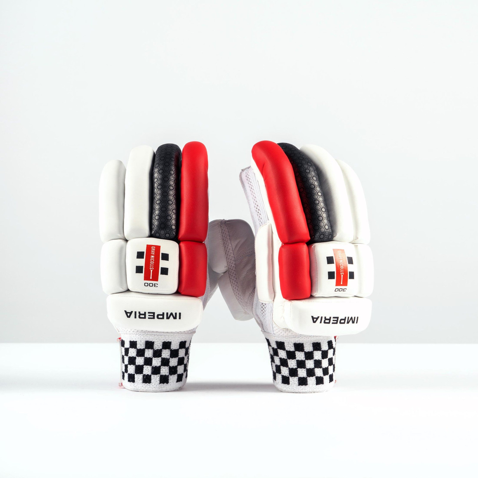 Gray-Nicolls Imperia 1.0 300 Cricket Gloves (2026) - Gray-Nicolls Imperia 1.0 300 Cricket Gloves (2026) - Gants de