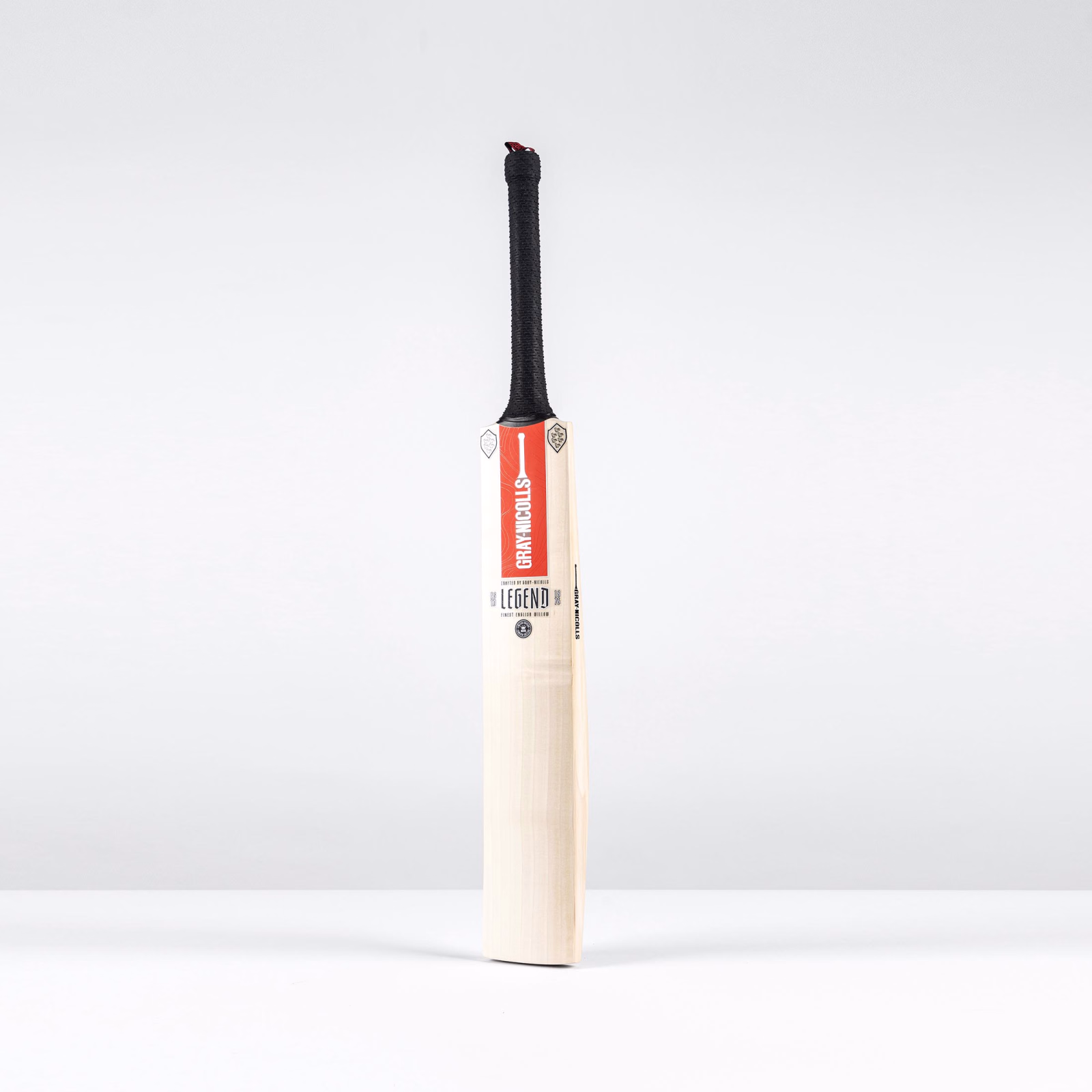 Gray-Nicolls Legend Silver Edition Junior Cricket Bat (2026) -