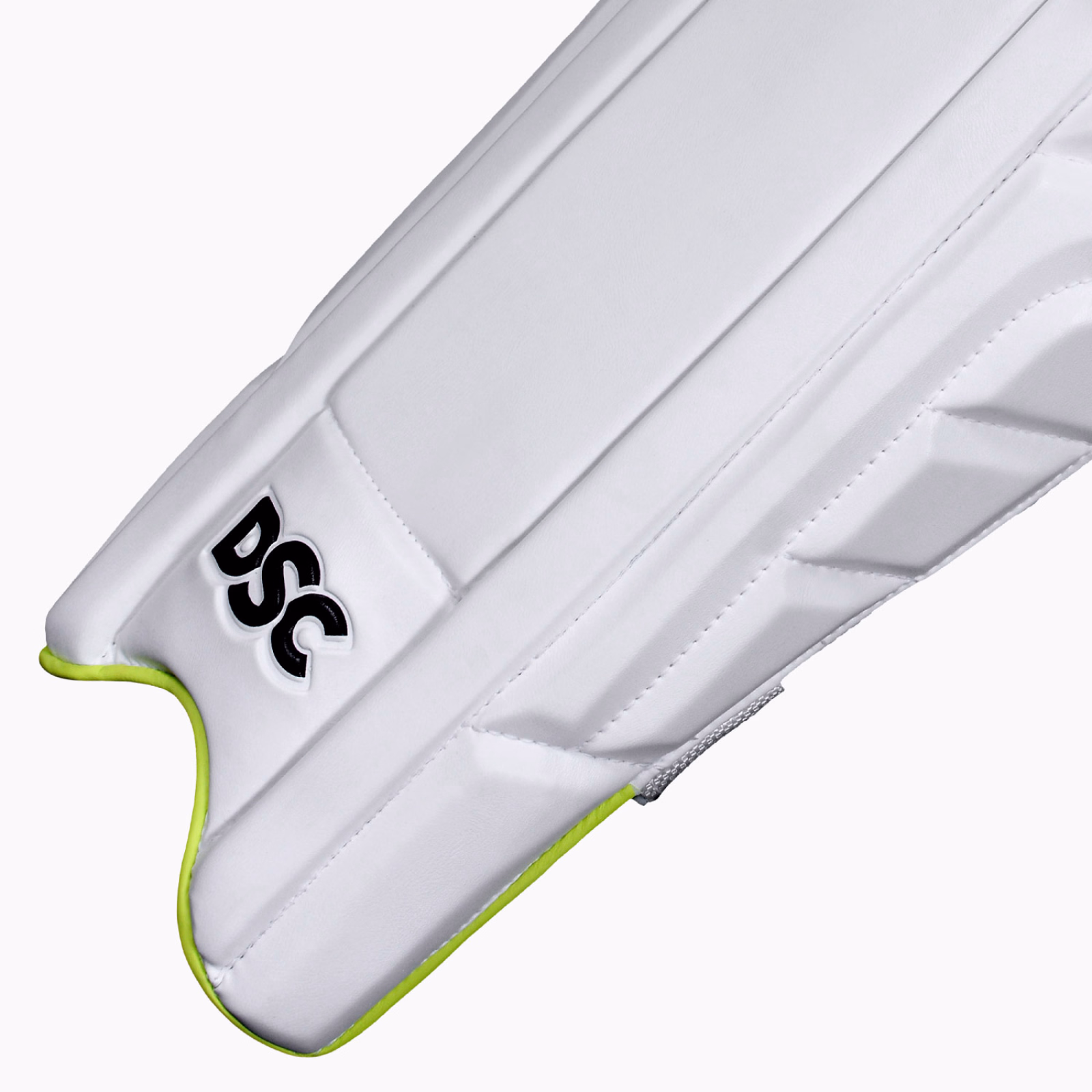 DSC Xlite 4.0 Cricket Pads (2026) - Coussinets de cricket DSC