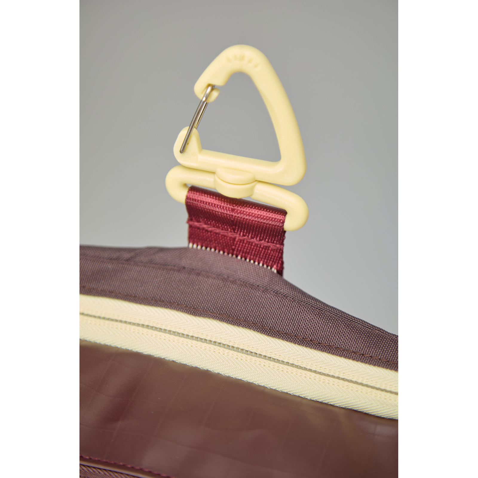 Balling Alter/2 Medium Stickbag - Carob (2026/27) - Startseite
