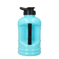Osaka Giga Water Bottle in Blue Topaz, viewed from the handle side, showing black grip handle and black flip-top lid