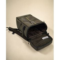 Naked The 20L Backpack - Olive Green (2026/27)