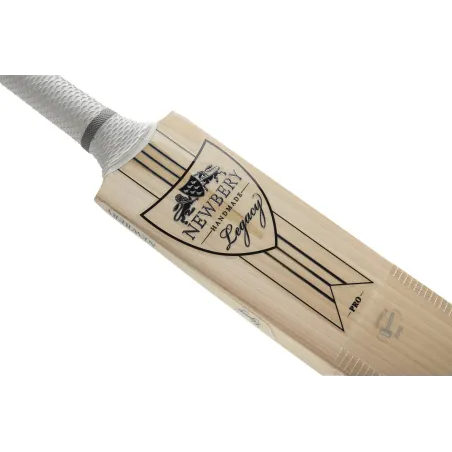 Newbery Legacy Pro Junior Cricket Bat (2023)