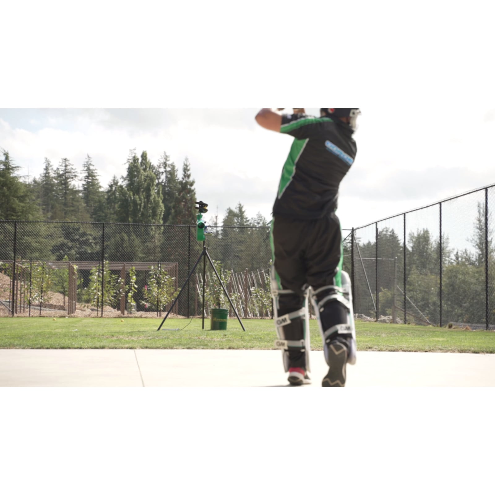 Paceman 245 Edge Cricket Bowling Machine - View 6 of 8