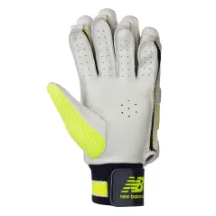 New Balance DC 880 Cricket Gloves (2017)