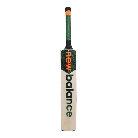 New Balance DC 580 Cricket Bat (2023)
