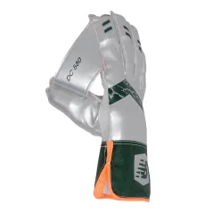 New Balance DC 580 Wicket Keeping Gloves (2023)