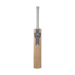 Newbery Velo GT 5 Star Junior Cricket Bat (2024) - Close-up