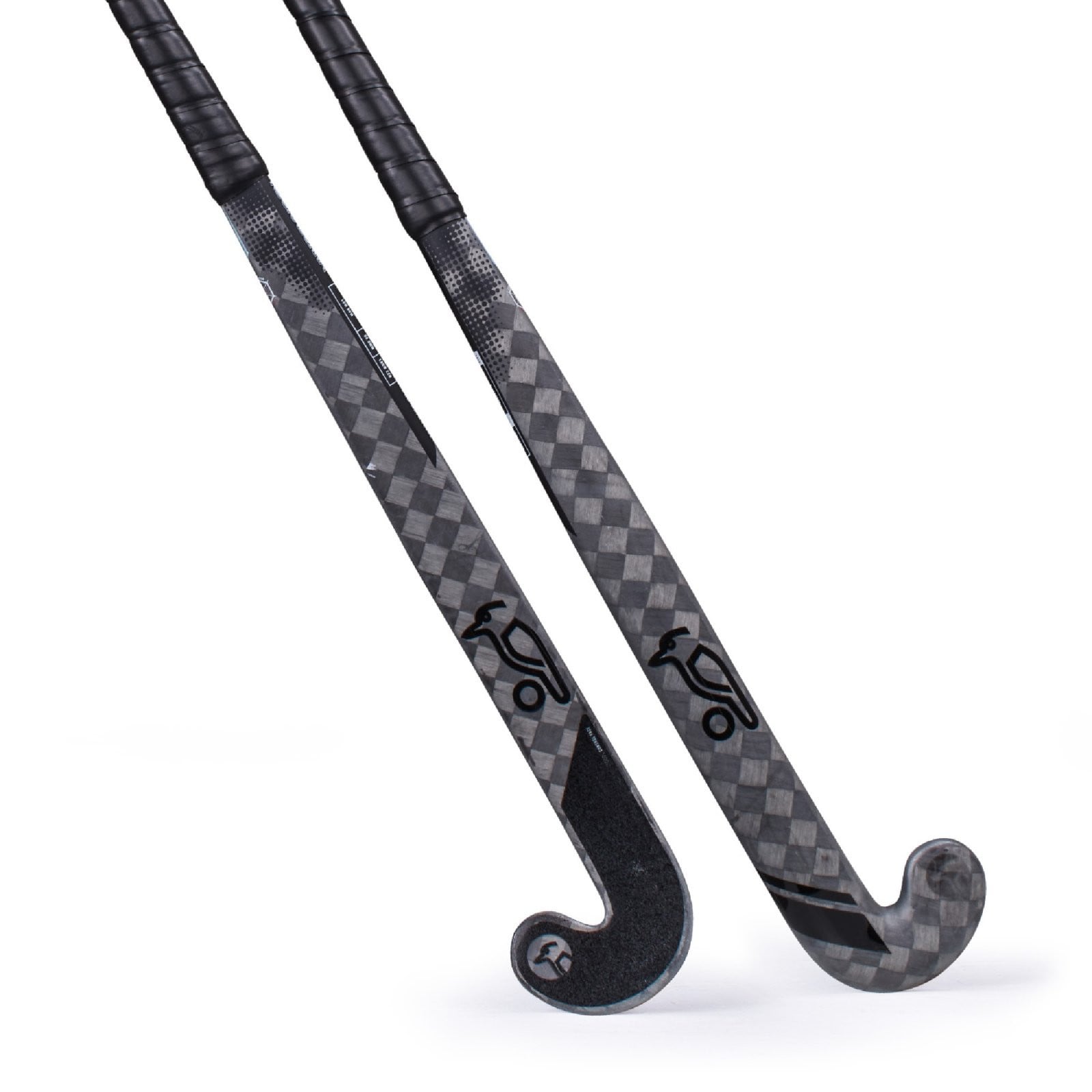 Kookaburra Pro Ultralite L-Bow Hockeyschläger (2024/25) - Kookaburra Pro Ultralite L-Bow Hockey Stick, front and back views of the black and grey diamond-pattern head