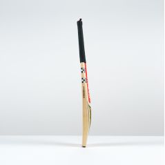 Gray-Nicolls Victus 200 Cricket Bat (2025)