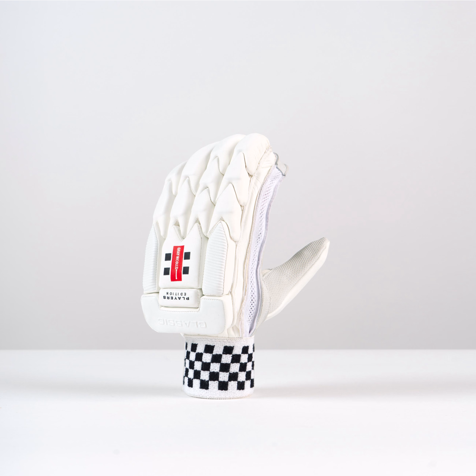 Gray-Nicolls Classic Players Edition Cricket Gloves (2025) - Gray-Nicolls Classic Players Edition Cricket Gloves (2025) - Gray-N
