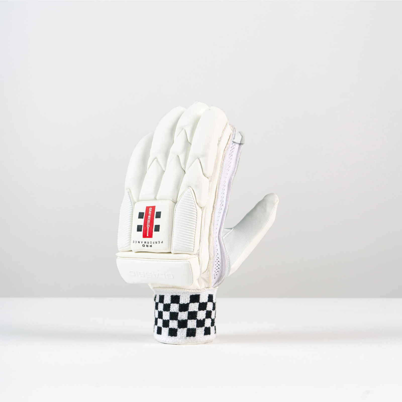 Gray-Nicolls Classic Pro Performance Cricket Gloves (2025) - Gray-Nicolls Classic Pro Performance Cricket Gloves (2025) - Gray-N