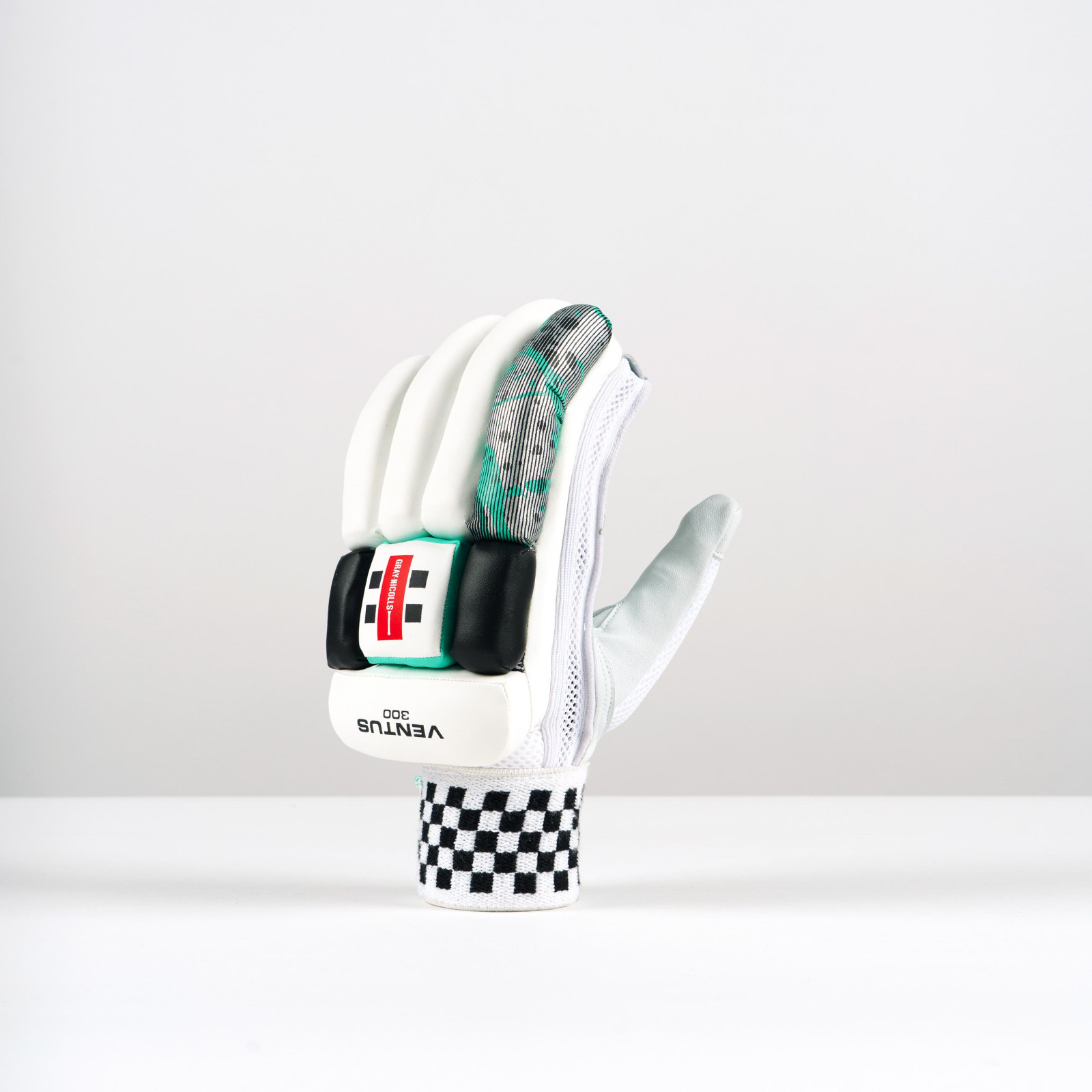 Gray-Nicolls Ventus 1.0 300 Cricket Gloves (2025) - Gray-Nicolls Ventus 1.0 300 Cricket Gloves (2025) - Gray-Nicolls Ventus 1.0 