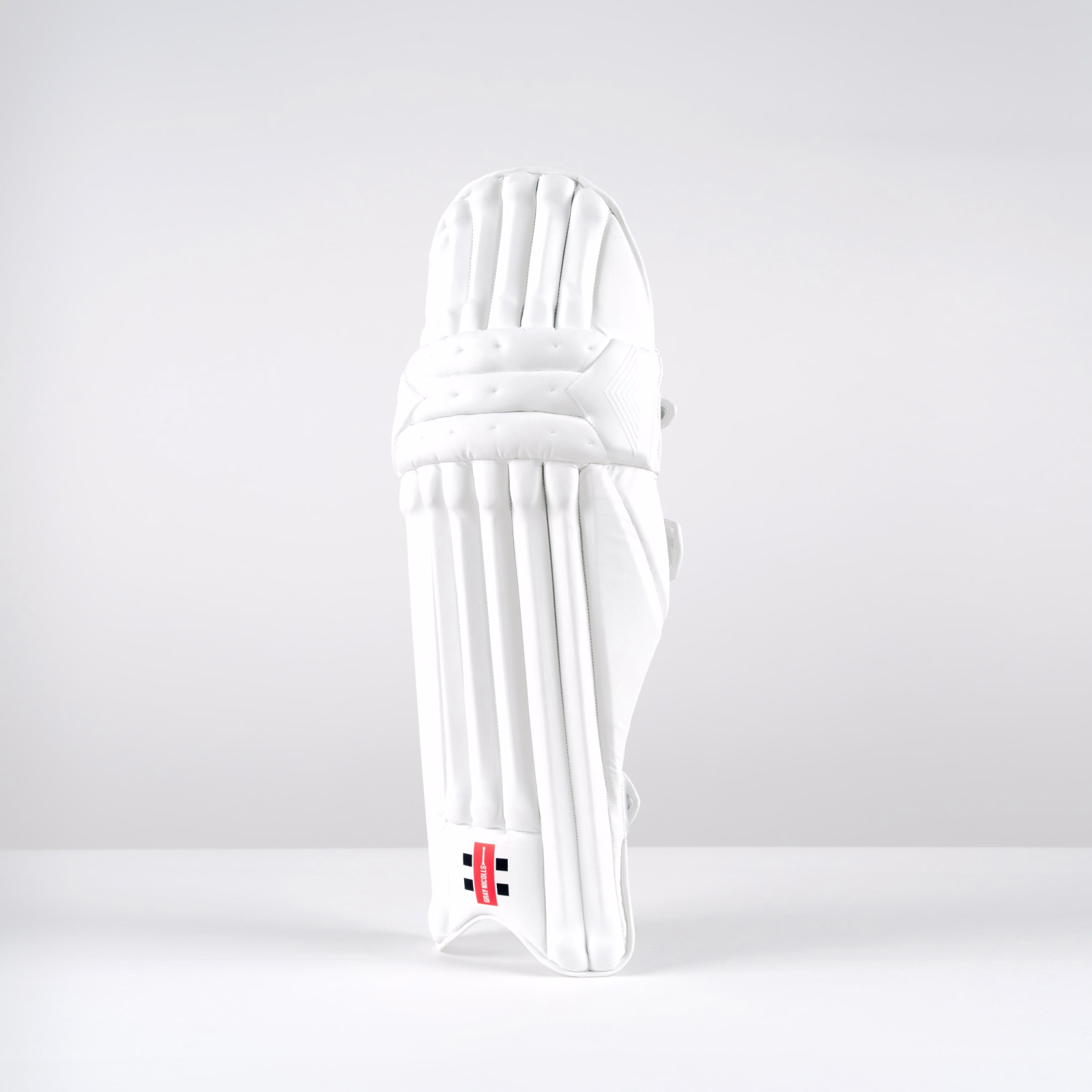Gray-Nicolls Classic Pro Performance Cricket Pads (2025) - Gray-Nicolls Classic Pro Performance Cricket Pads (2025) - Gray-Nicol