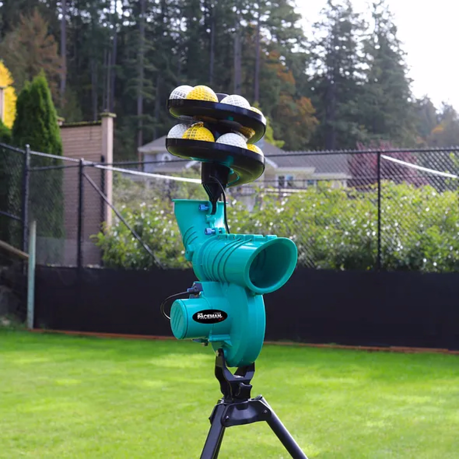 Paceman 176 XT Cricket Bowling Machine - Paceman 176 XT Cricket Bowling Machine - Paceman 176 XT Cricket Bowling Machine - Pacem