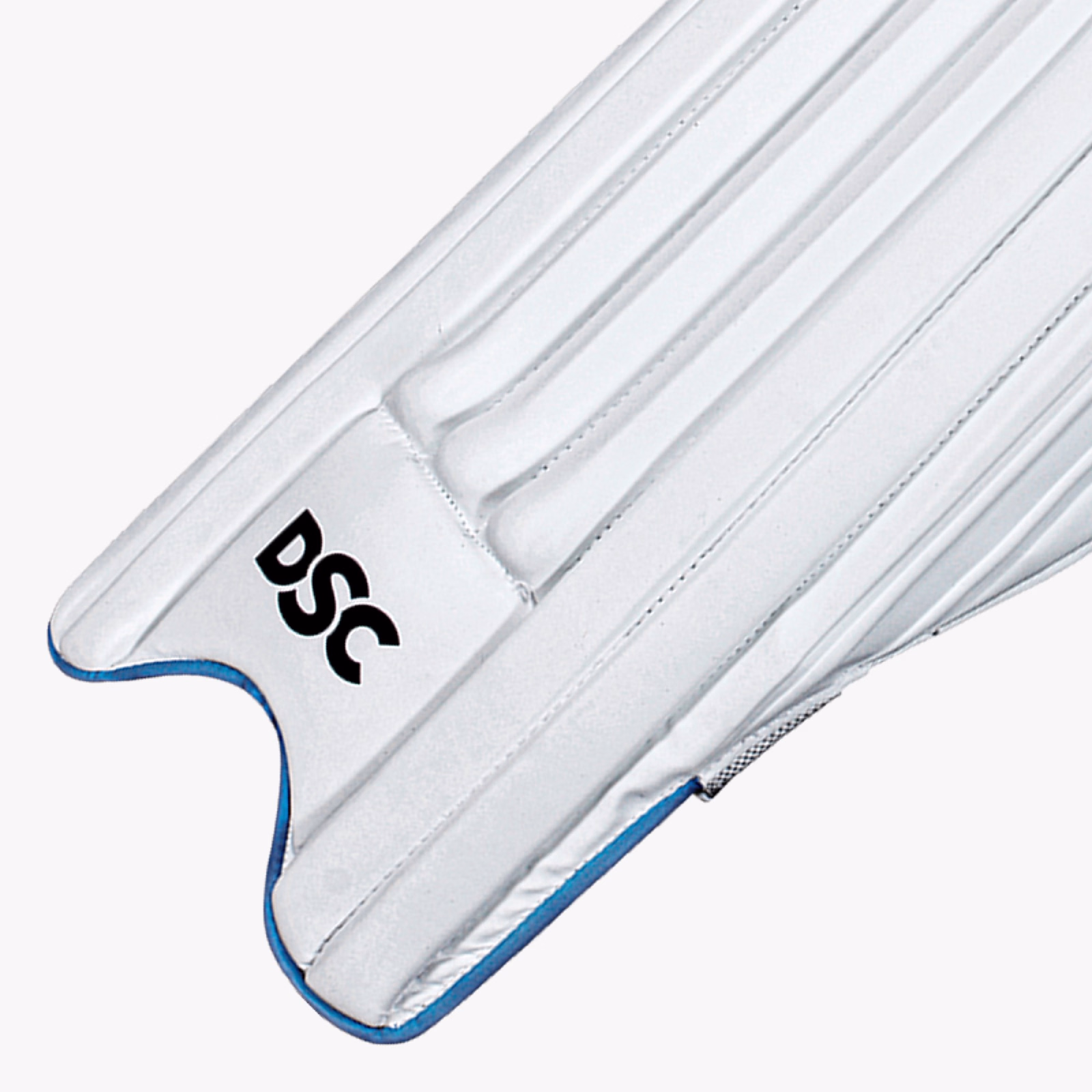 DSC Blu 3000 Cricket Pads (2025) - DSC Blu 3000 Cricket Pads (2025) - Side View