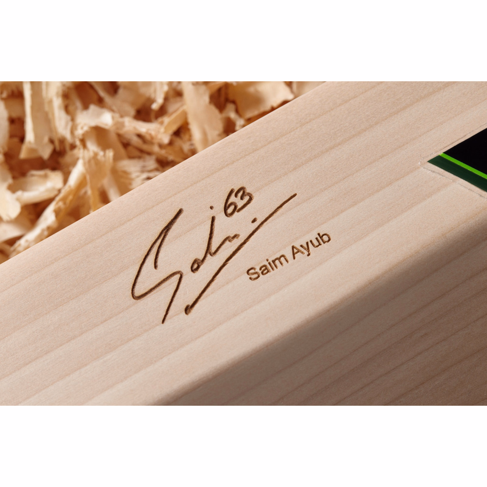 GM Verva Players Edition Cricket Bat -Saim Ayub - GM Verva Players Edition Cricket Bat -Saim Ayub - View 6 of 9